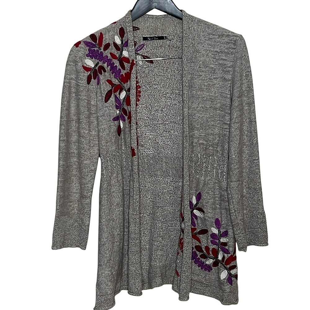 Nic + Zoe‎ Embroidered Cardigan Petite Medium Boho Floral Open Front Sweater EUC